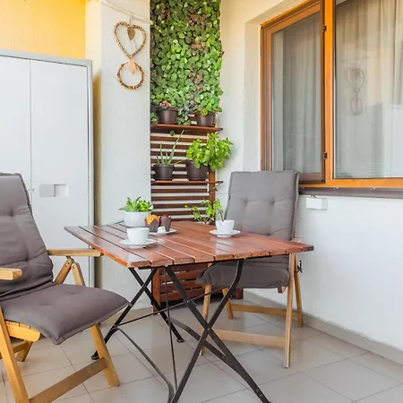 Lovely With View * Βουκουρέστι