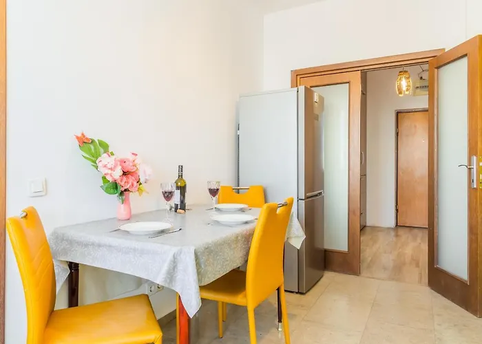 Lovely With View * 부쿠레슈티