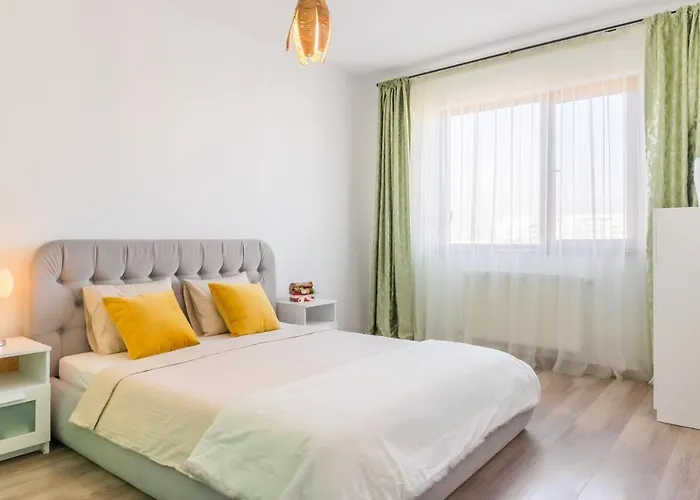 아파트 Lovely With View