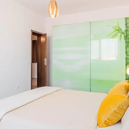 Lovely With View Apartment Bucharest